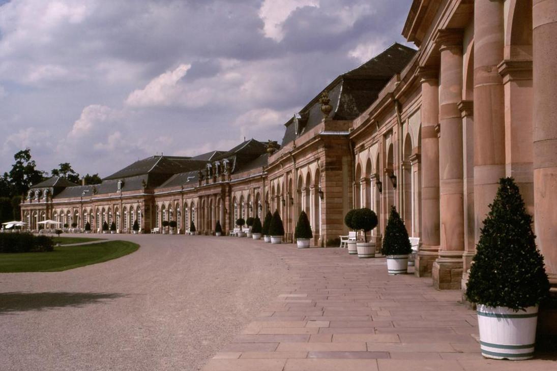 Schwetzingen Palace, Northern circle building