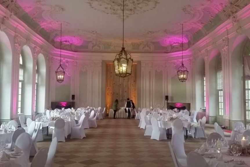 Schloss und Schlossgarten Schwetzingen, Innenraum Jagdsaal mit Festbeleuchtung