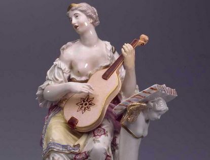 Porzellanfigur Musikerin, Manufaktur Ludwigsburg, Schloss Ludwigsburg