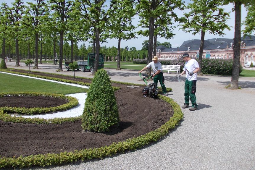 Foto: Staatliche Schlösser und Gärten, Gerhard Raab Schloss und Schlossgarten Schwetzingen, außen, Garten, Blumenbeete