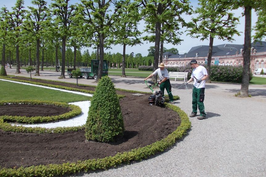 Schloss und Schlossgarten Schwetzingen, außen, Garten, Blumenbeete