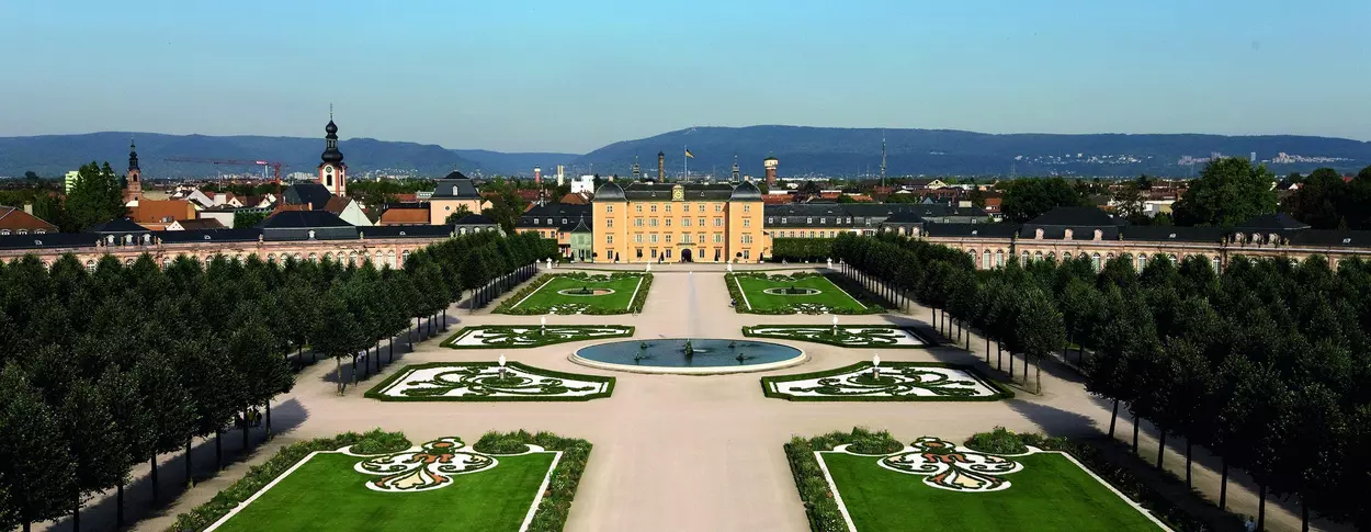 Schloss und Schlossgarten Schwetzingen, Gartenseite