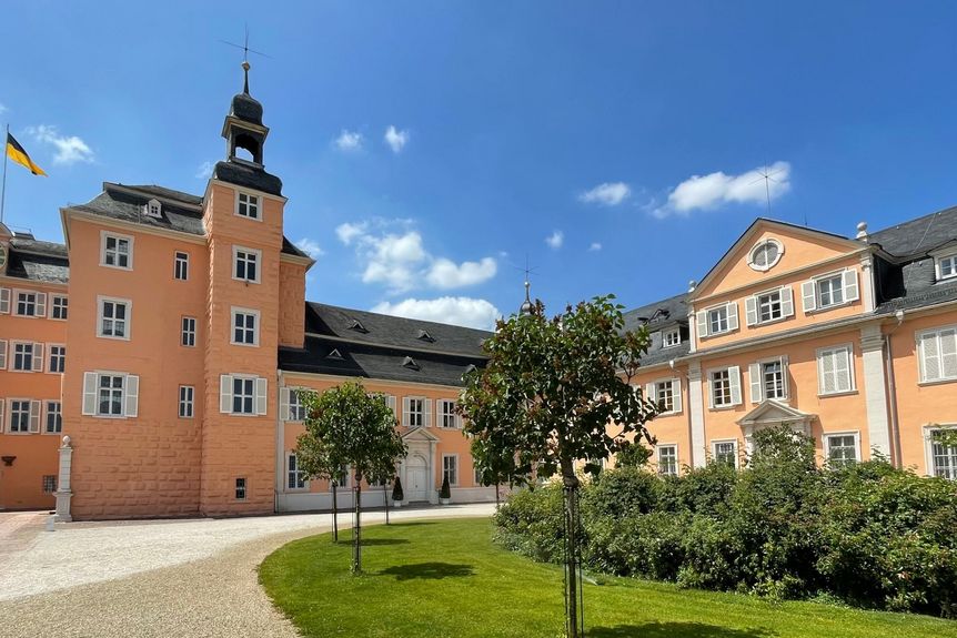 Schloss und Schlossgarten Schwetzingen, Schlosskapelle am Ehrenhof