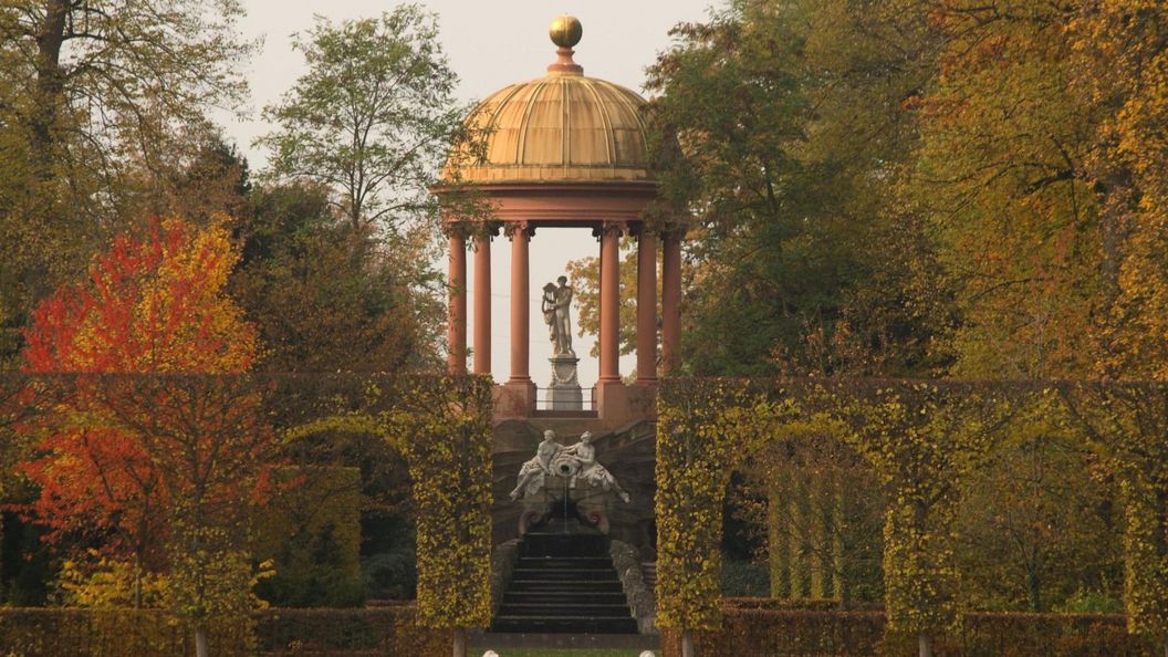 Schloss und Schlossgarten Schwetzingen, Apollotempel im Schlossgarten