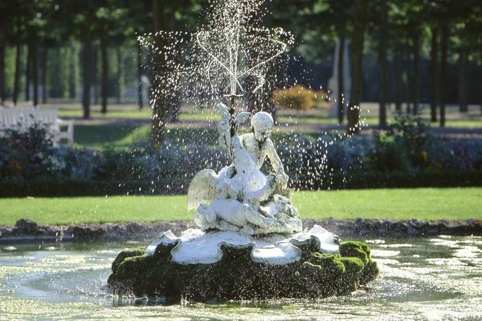 Brunnen im Schlossgarten von Schloss Schwetzingen