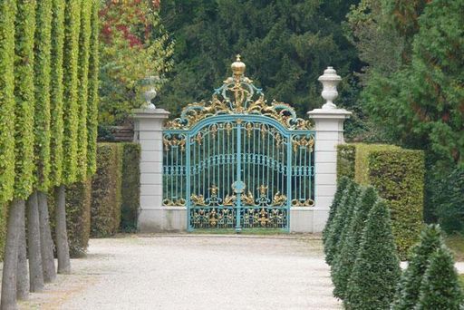 Tor des Arborium Theodoricum im Schwetzinger Schlossgarten