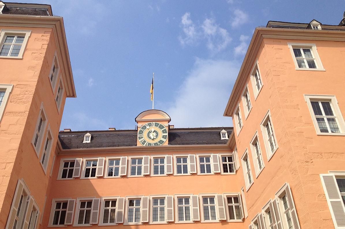 Schloss Schwetzingen, Ehrenhofseite