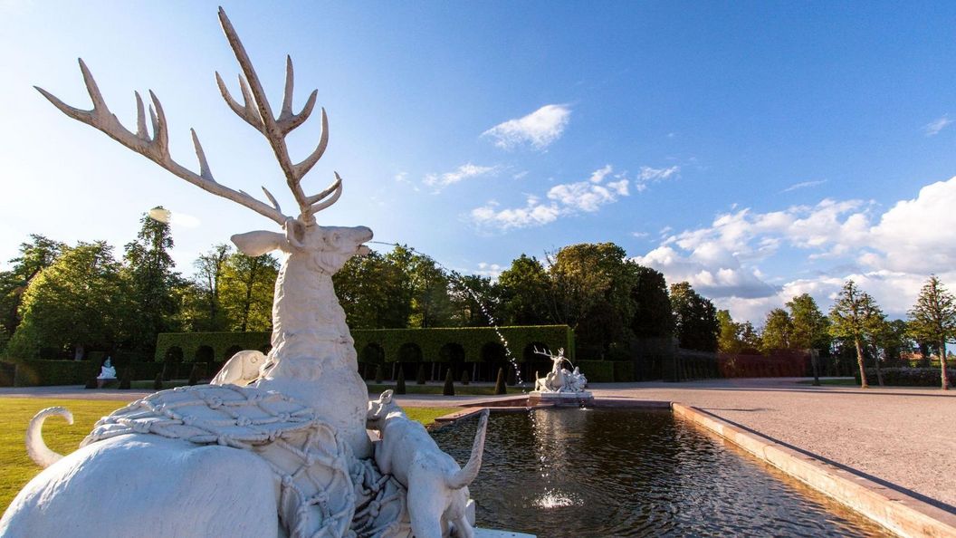 Schloss und Schlossgarten Schwetzingen, Schlossgarten, Hirschbassin