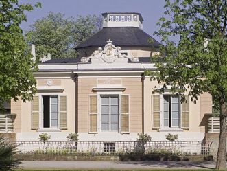 Das Badhaus im Schlossgarten von Schloss Schwetzingen