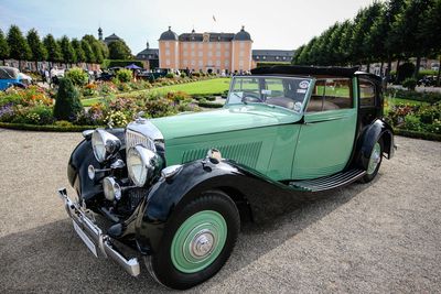 Schloss und Schlossgarten Schwetzingen, Oldtimer bei der Concours d'elegance