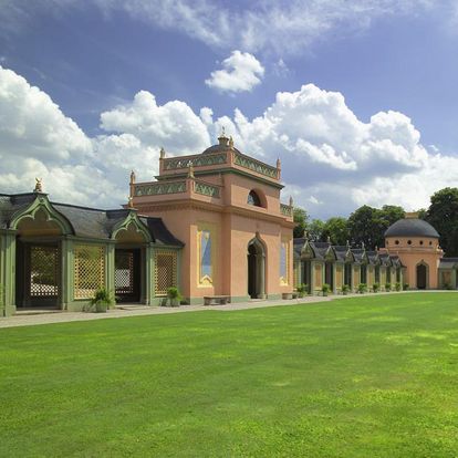 Hof der Gartenmoschee im Schlossgarten von Schloss Schwetzingen