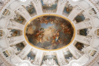 Schloss Solitude, Deckengemälde im Weißen Saal