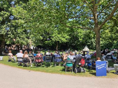 Schloss und Schlossgarten Schwetzingen, Bigband-Konzert im Schlossgarten