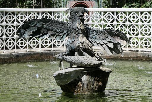 Schlossgarten Schwetzingen, Wasserspeiender Vogel