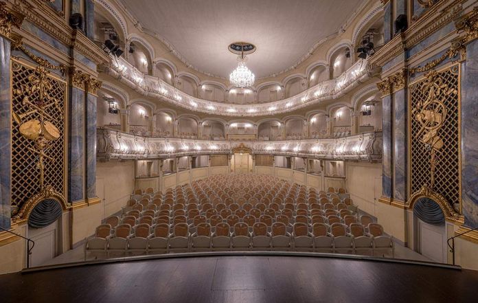 Schloss und Schlossgarten Schwetzingen, Blick in das Rokokotheater